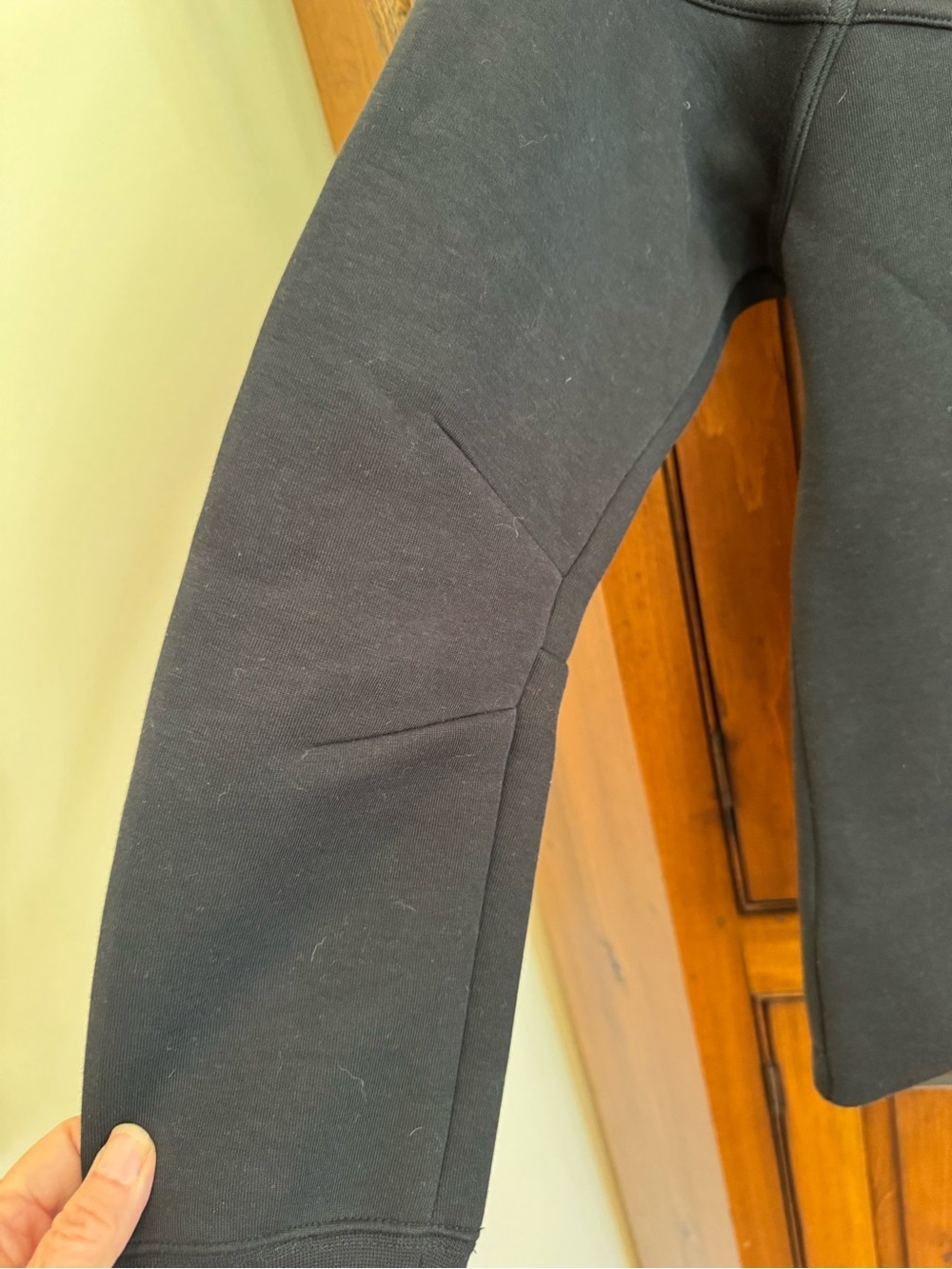 Nike  Ladies Small Black Fitted Full-Zip Hoodie  with Zip Pocket Jacket. NWOT - Picture 5 of 10